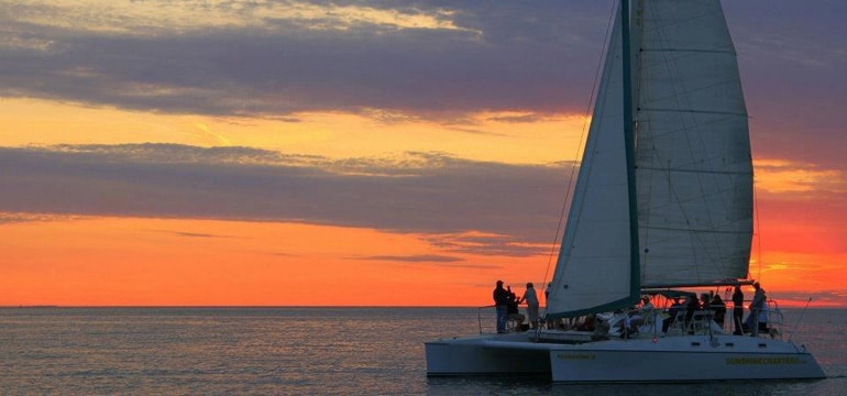 Sailing Lake Michigan